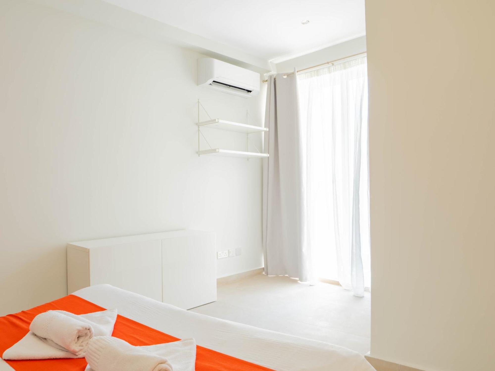 Ultra Modern Off St Julians Appartamento San Giuliano