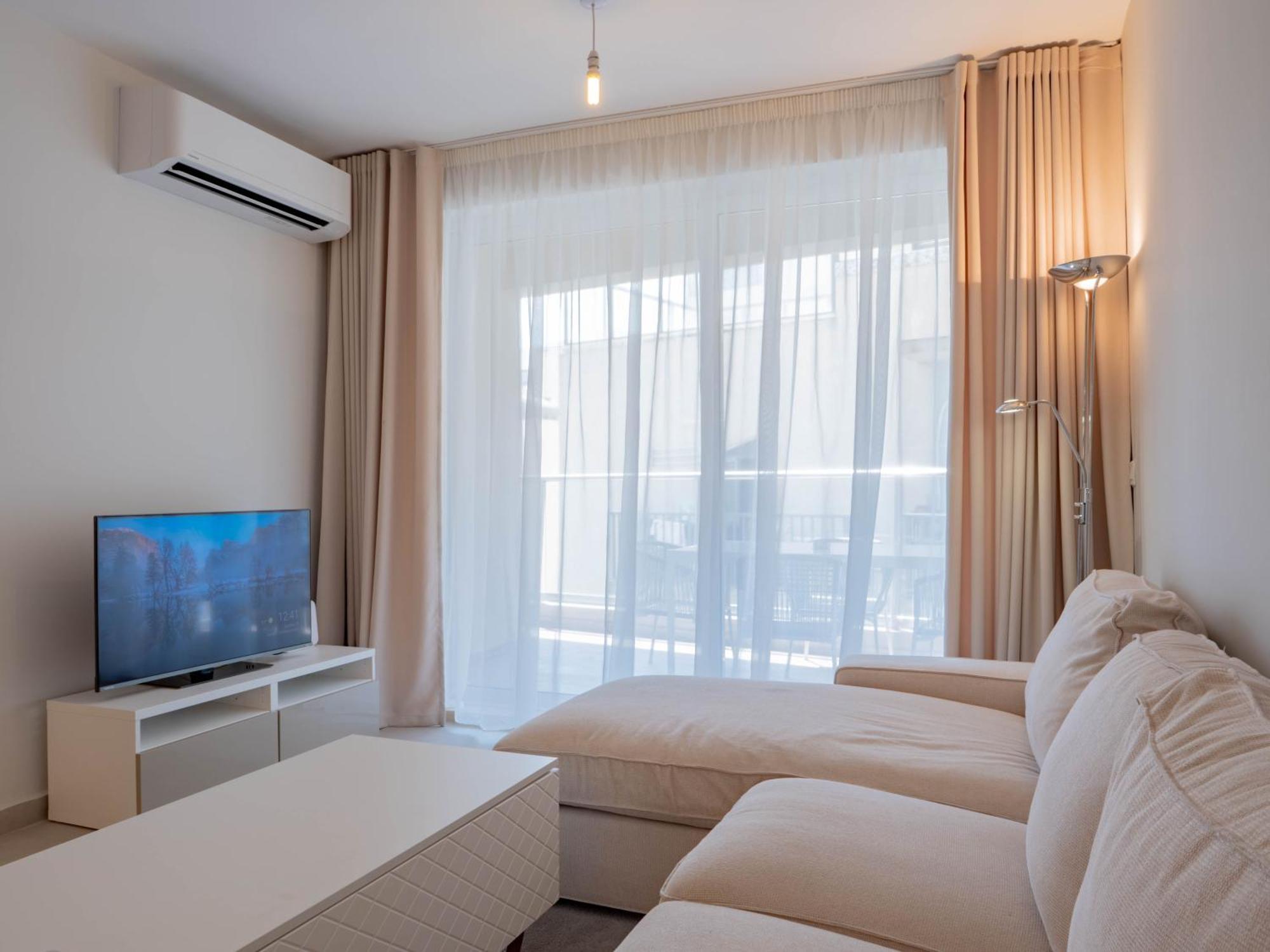 Ultra Modern Off St Julians